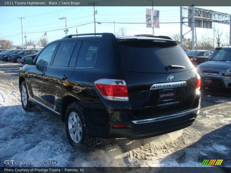 Black / Sand Beige 2011 Toyota Highlander