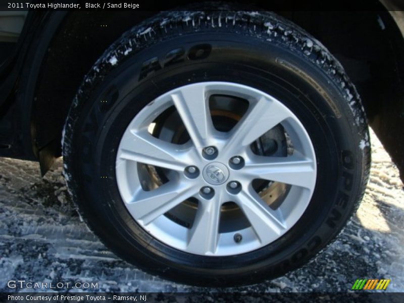 Black / Sand Beige 2011 Toyota Highlander