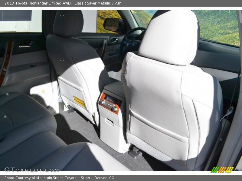 Classic Silver Metallic / Ash 2013 Toyota Highlander Limited 4WD