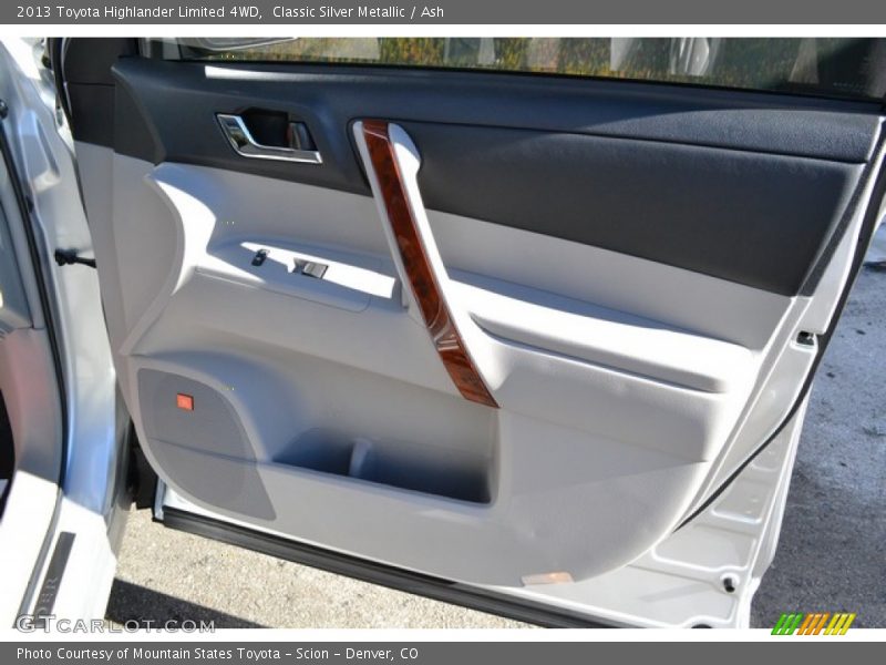 Classic Silver Metallic / Ash 2013 Toyota Highlander Limited 4WD