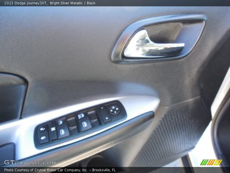 Bright Silver Metallic / Black 2013 Dodge Journey SXT