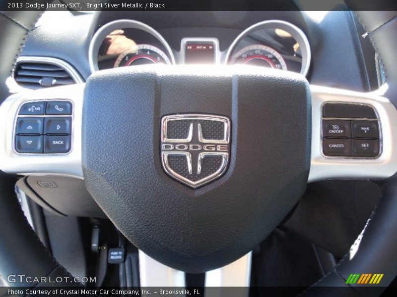 Bright Silver Metallic / Black 2013 Dodge Journey SXT