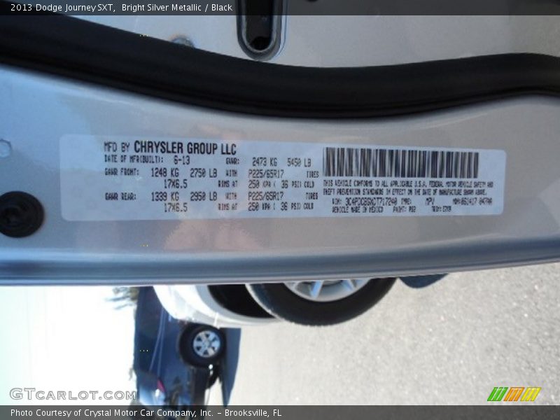 Bright Silver Metallic / Black 2013 Dodge Journey SXT