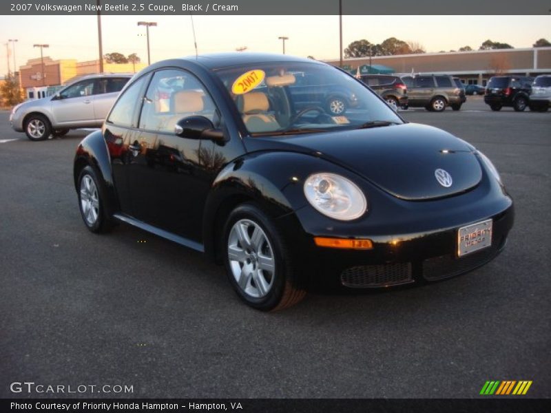 Black / Cream 2007 Volkswagen New Beetle 2.5 Coupe