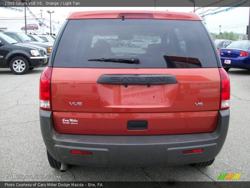 Orange / Light Tan 2003 Saturn VUE V6