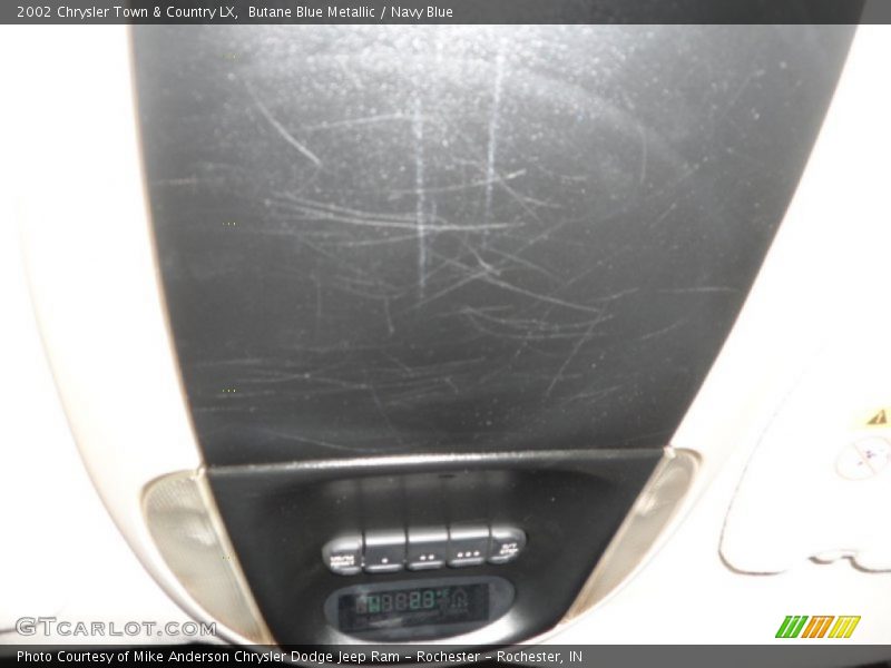 Butane Blue Metallic / Navy Blue 2002 Chrysler Town & Country LX