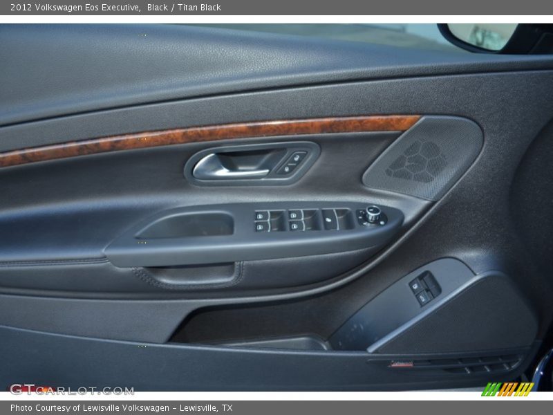 Black / Titan Black 2012 Volkswagen Eos Executive
