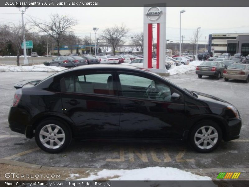 Super Black / Charcoal 2010 Nissan Sentra 2.0 SR