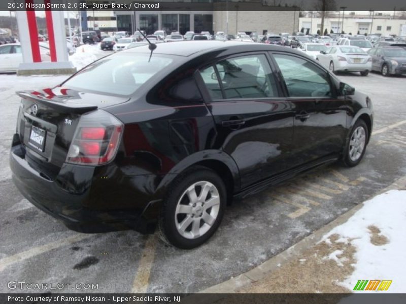 Super Black / Charcoal 2010 Nissan Sentra 2.0 SR
