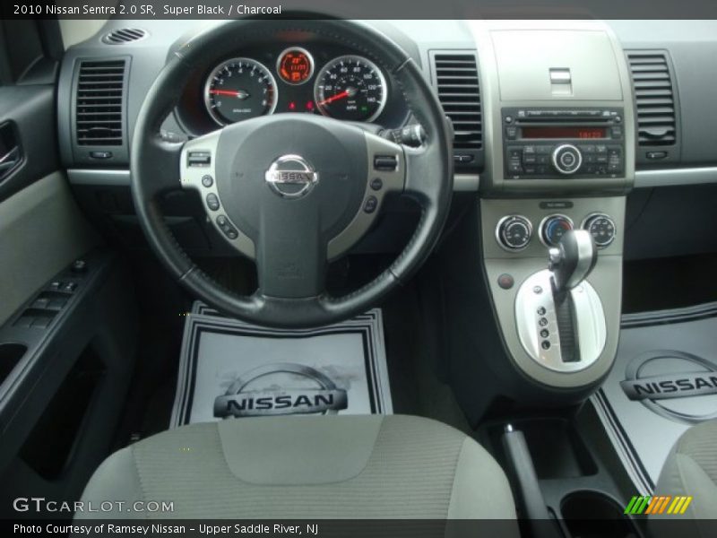 Super Black / Charcoal 2010 Nissan Sentra 2.0 SR