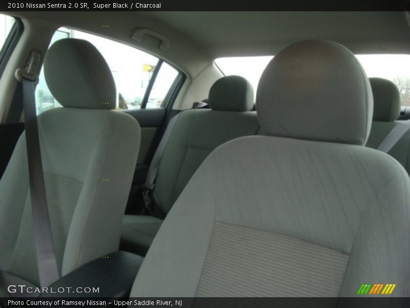 Super Black / Charcoal 2010 Nissan Sentra 2.0 SR