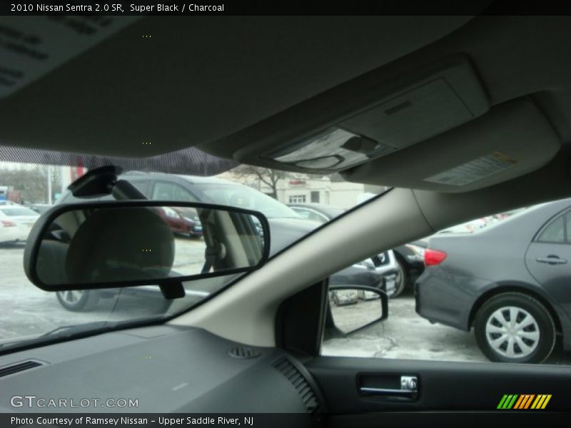 Super Black / Charcoal 2010 Nissan Sentra 2.0 SR