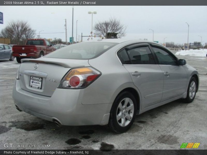 Radiant Silver Metallic / Charcoal 2009 Nissan Altima 2.5 SL