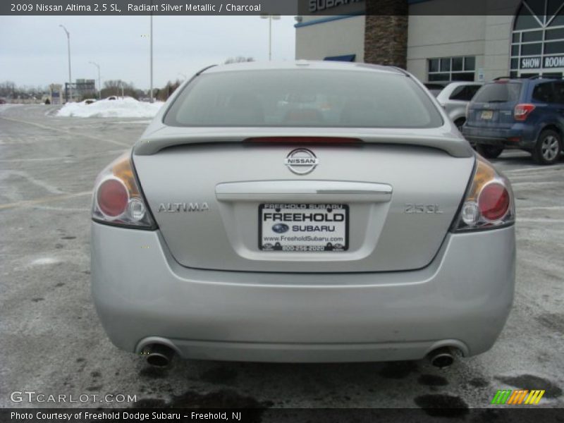 Radiant Silver Metallic / Charcoal 2009 Nissan Altima 2.5 SL