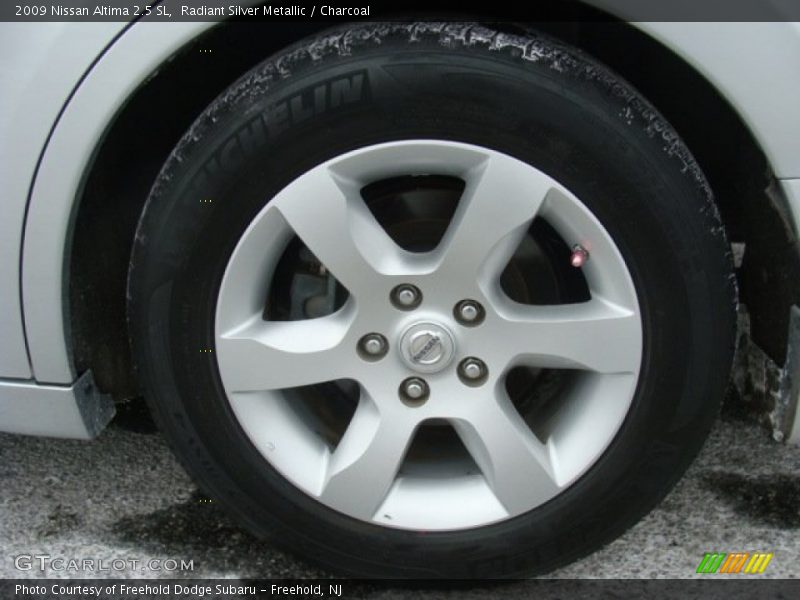 Radiant Silver Metallic / Charcoal 2009 Nissan Altima 2.5 SL