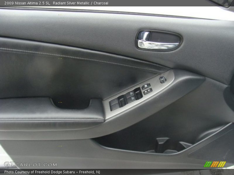 Radiant Silver Metallic / Charcoal 2009 Nissan Altima 2.5 SL