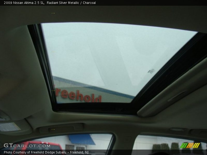 Radiant Silver Metallic / Charcoal 2009 Nissan Altima 2.5 SL
