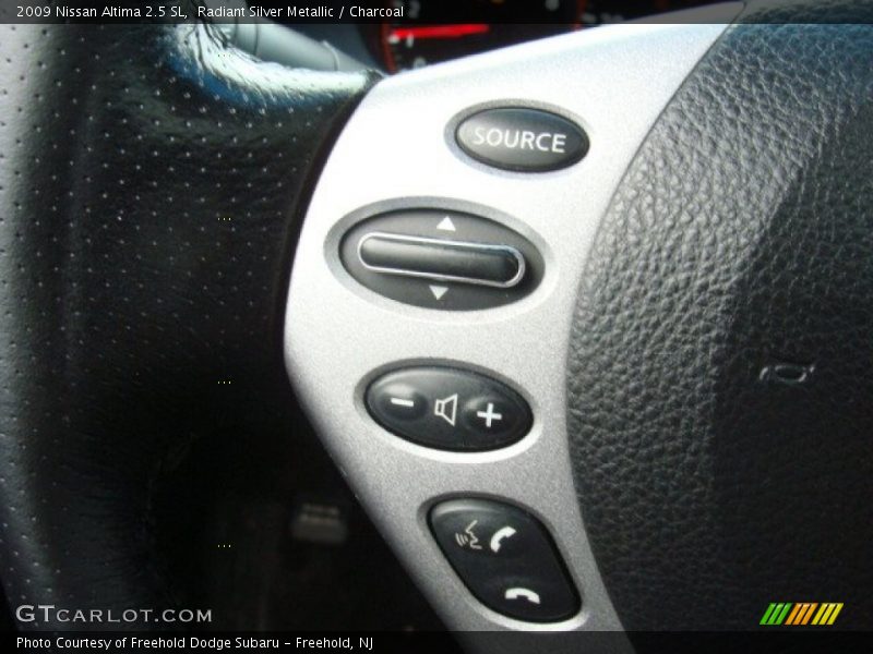 Radiant Silver Metallic / Charcoal 2009 Nissan Altima 2.5 SL