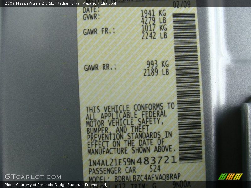 Radiant Silver Metallic / Charcoal 2009 Nissan Altima 2.5 SL