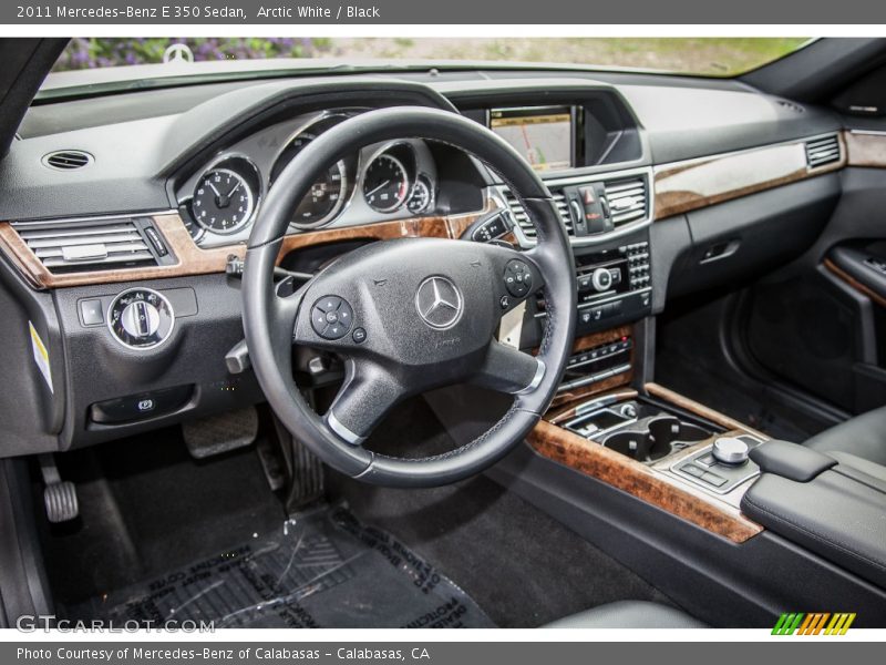 Arctic White / Black 2011 Mercedes-Benz E 350 Sedan