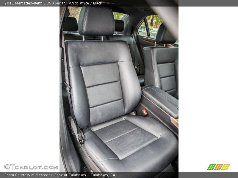 Arctic White / Black 2011 Mercedes-Benz E 350 Sedan