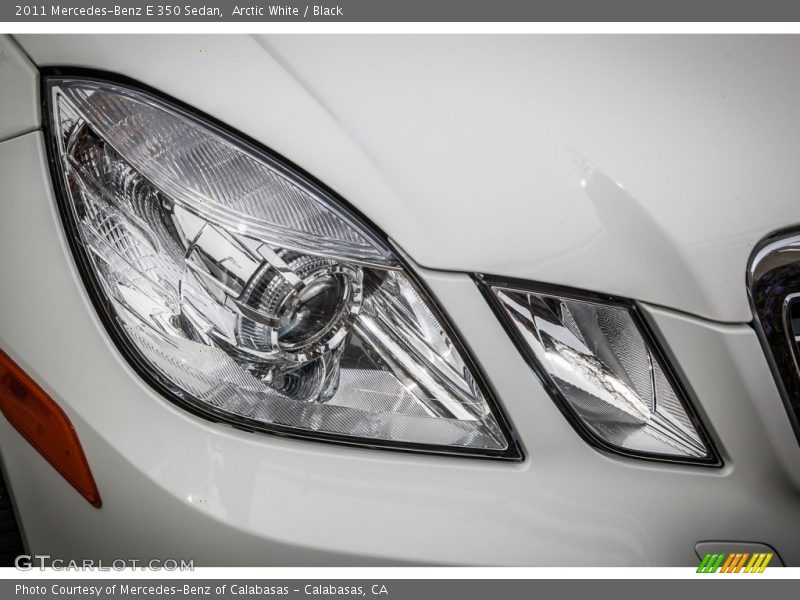 Arctic White / Black 2011 Mercedes-Benz E 350 Sedan