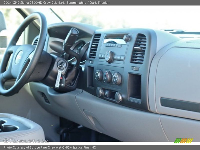 Summit White / Dark Titanium 2014 GMC Sierra 2500HD Crew Cab 4x4