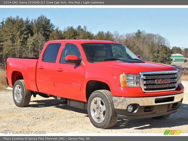 Front 3/4 View of 2014 Sierra 2500HD SLT Crew Cab 4x4