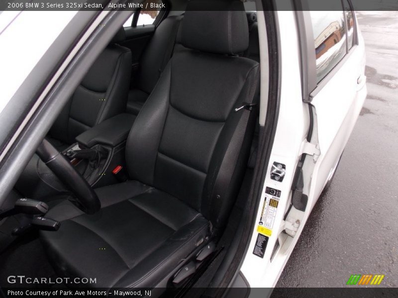 Alpine White / Black 2006 BMW 3 Series 325xi Sedan