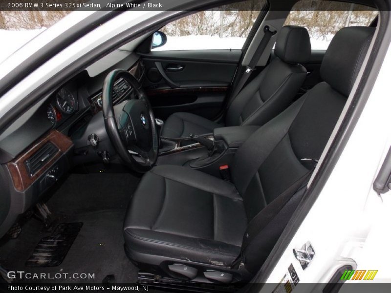 Alpine White / Black 2006 BMW 3 Series 325xi Sedan