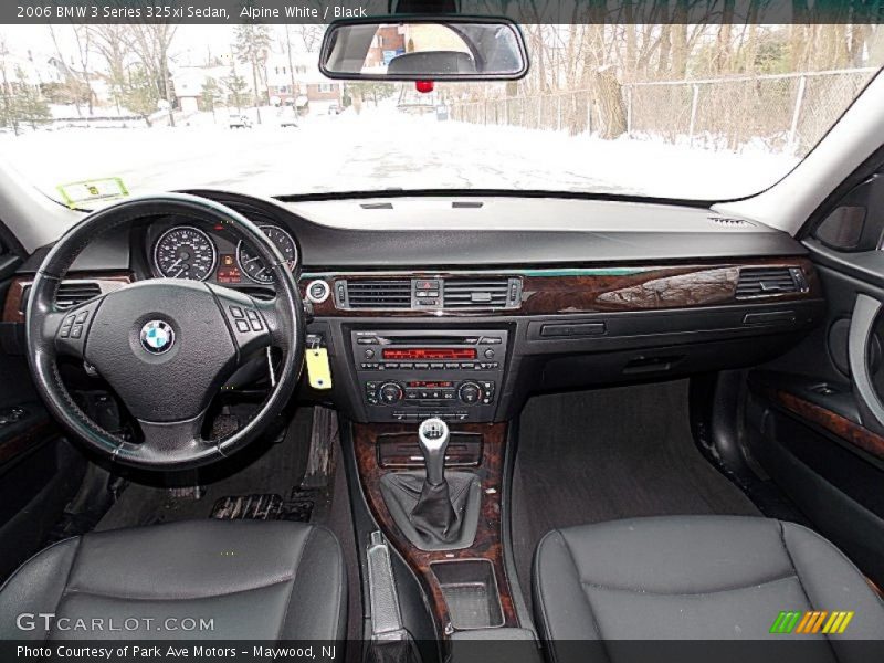 Alpine White / Black 2006 BMW 3 Series 325xi Sedan