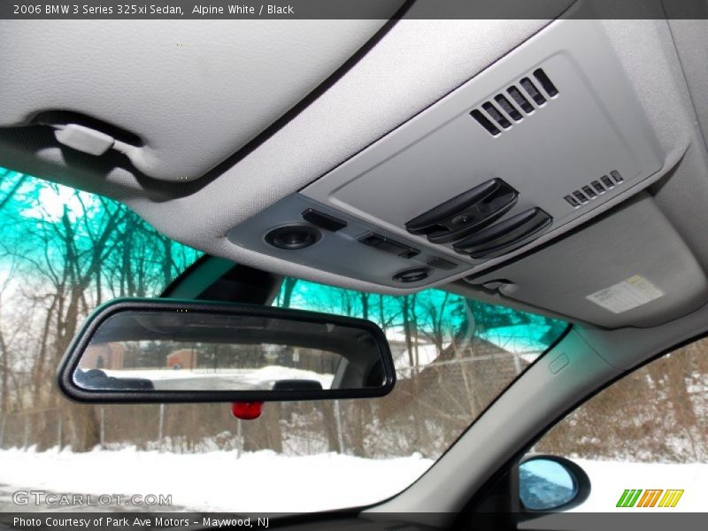 Alpine White / Black 2006 BMW 3 Series 325xi Sedan