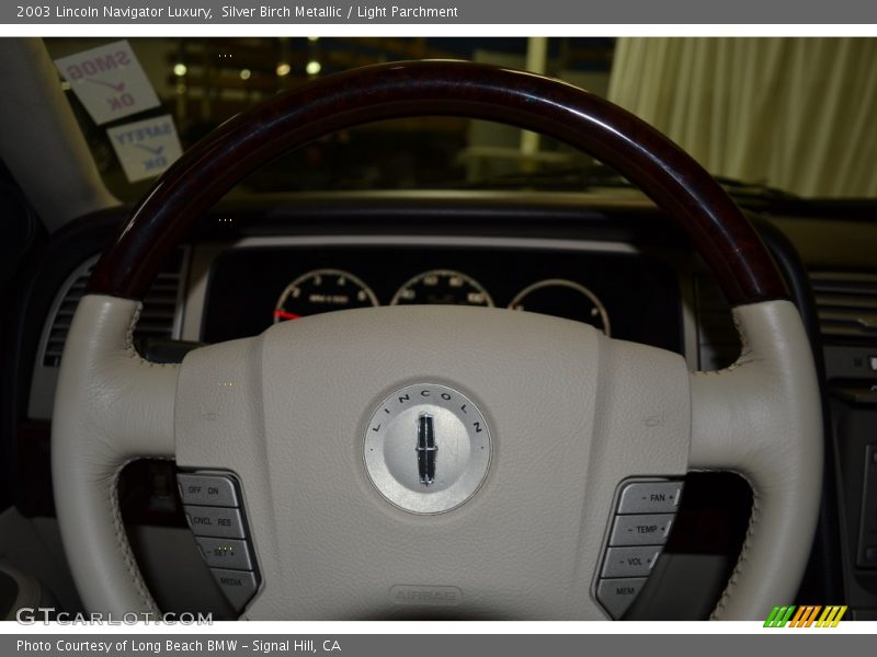 Silver Birch Metallic / Light Parchment 2003 Lincoln Navigator Luxury