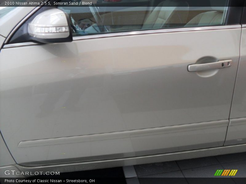 Sonoran Sand / Blond 2010 Nissan Altima 2.5 S