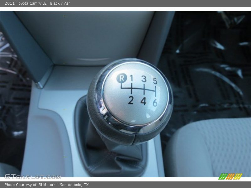 Black / Ash 2011 Toyota Camry LE