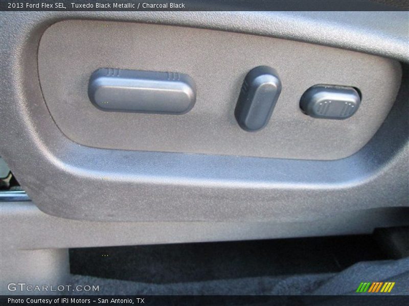 Tuxedo Black Metallic / Charcoal Black 2013 Ford Flex SEL