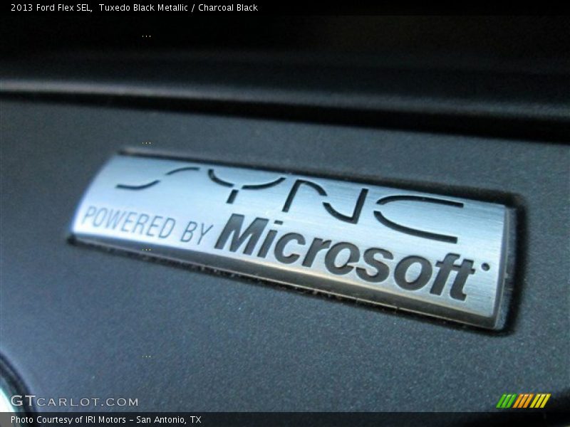 Tuxedo Black Metallic / Charcoal Black 2013 Ford Flex SEL