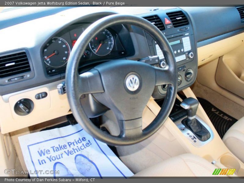 Black / Pure Beige 2007 Volkswagen Jetta Wolfsburg Edition Sedan