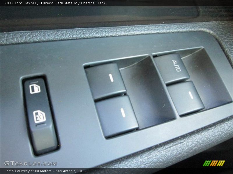 Tuxedo Black Metallic / Charcoal Black 2013 Ford Flex SEL