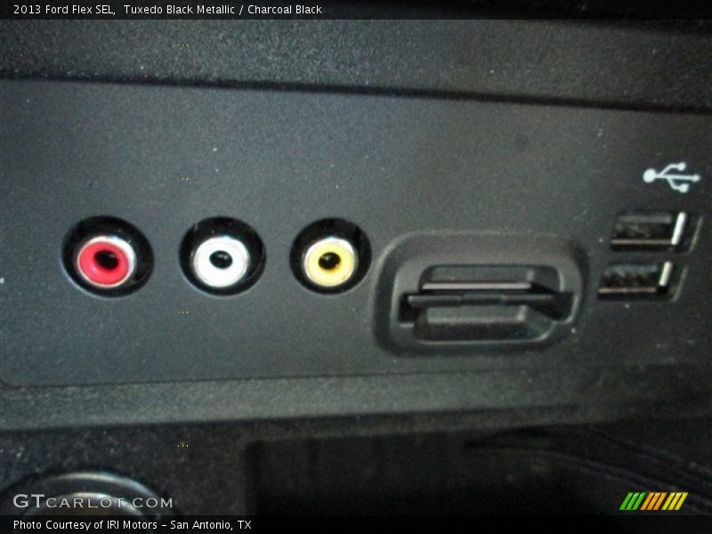 Tuxedo Black Metallic / Charcoal Black 2013 Ford Flex SEL
