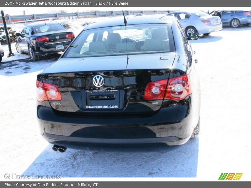 Black / Pure Beige 2007 Volkswagen Jetta Wolfsburg Edition Sedan