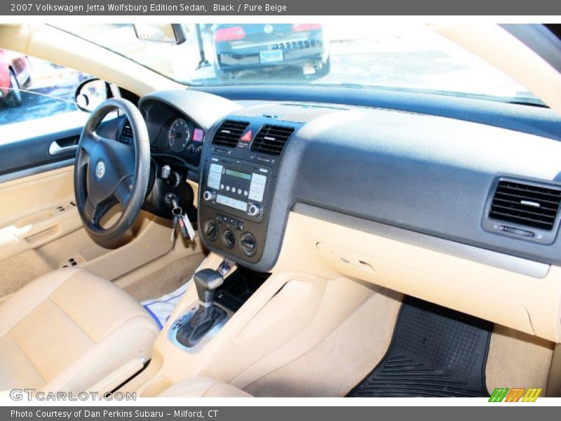 Black / Pure Beige 2007 Volkswagen Jetta Wolfsburg Edition Sedan