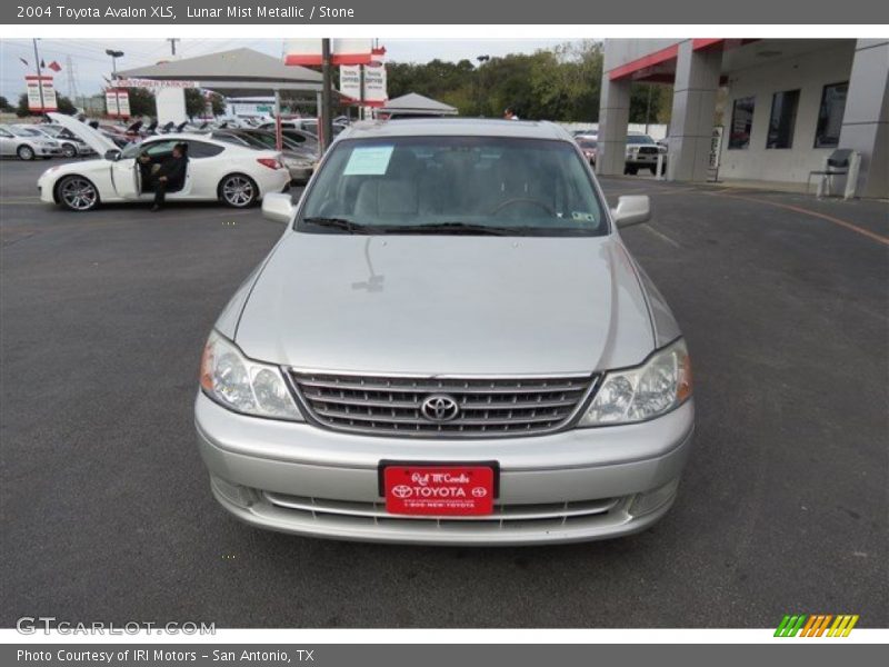 Lunar Mist Metallic / Stone 2004 Toyota Avalon XLS