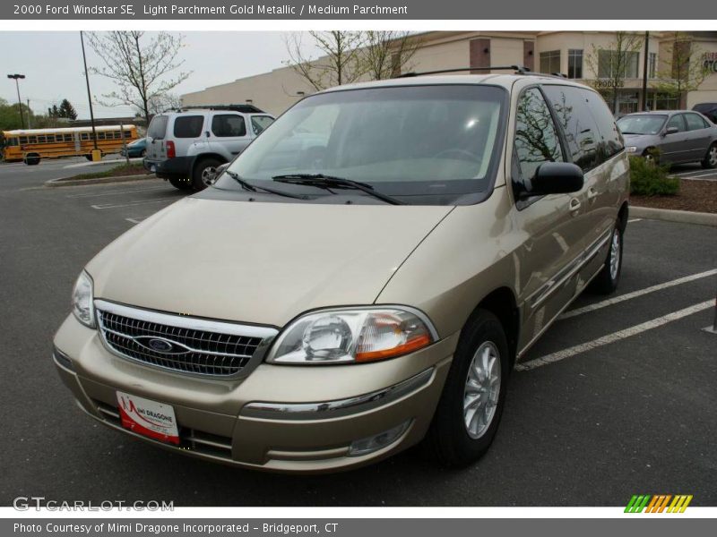 Light Parchment Gold Metallic / Medium Parchment 2000 Ford Windstar SE