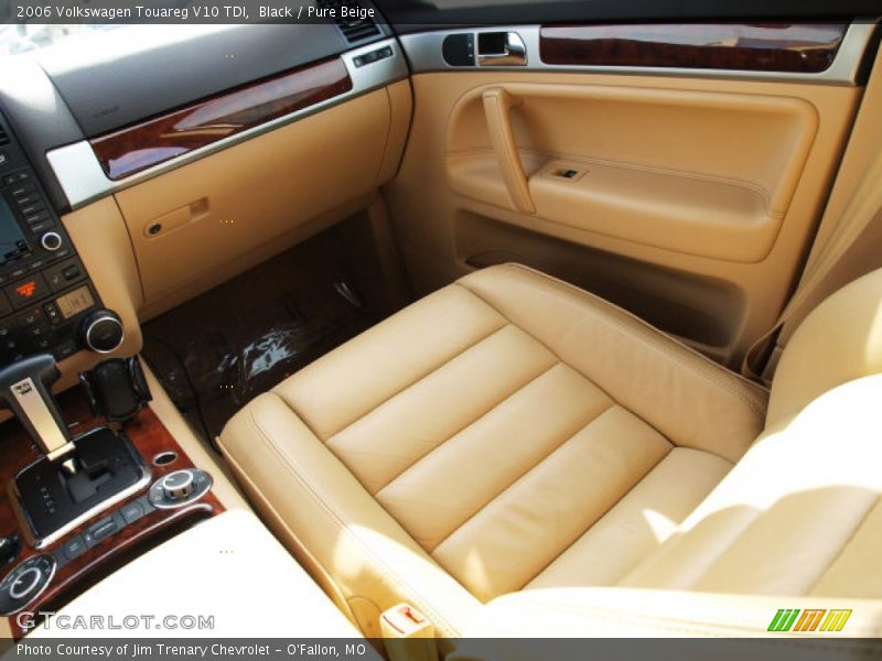 Black / Pure Beige 2006 Volkswagen Touareg V10 TDI