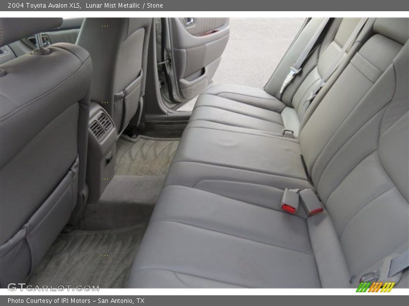 Lunar Mist Metallic / Stone 2004 Toyota Avalon XLS