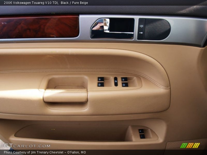 Black / Pure Beige 2006 Volkswagen Touareg V10 TDI