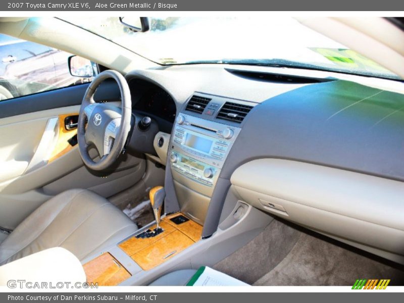 Aloe Green Metallic / Bisque 2007 Toyota Camry XLE V6