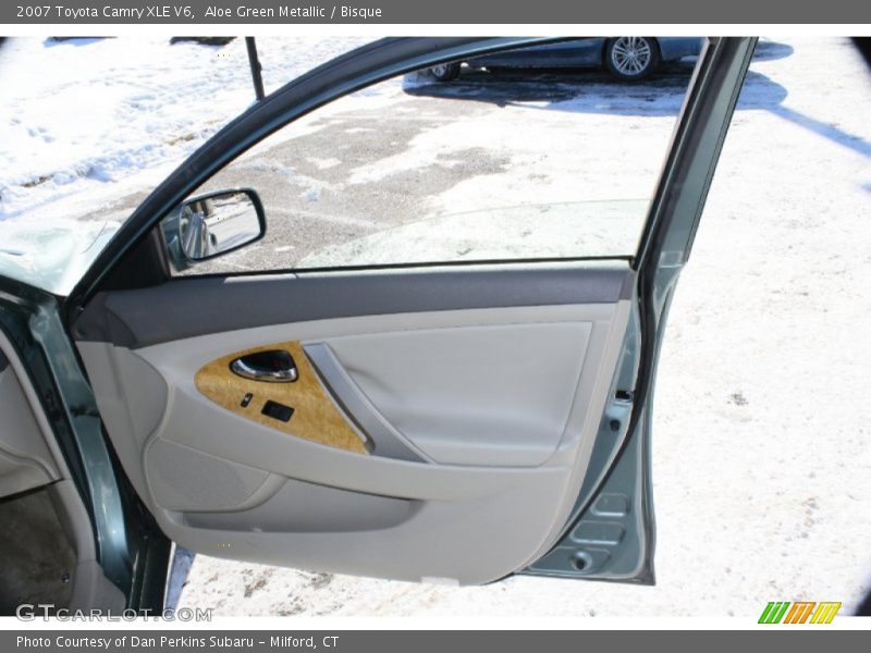 Aloe Green Metallic / Bisque 2007 Toyota Camry XLE V6