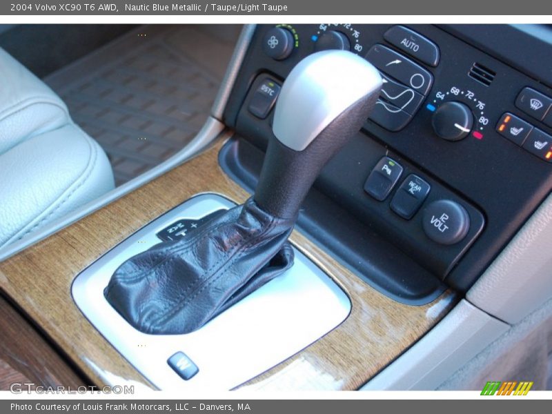 Nautic Blue Metallic / Taupe/Light Taupe 2004 Volvo XC90 T6 AWD